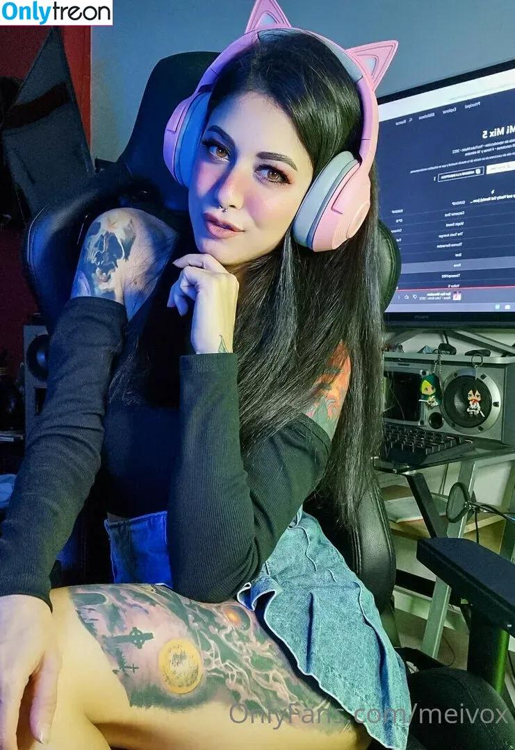 meivox nude photo #0008 (meivox)