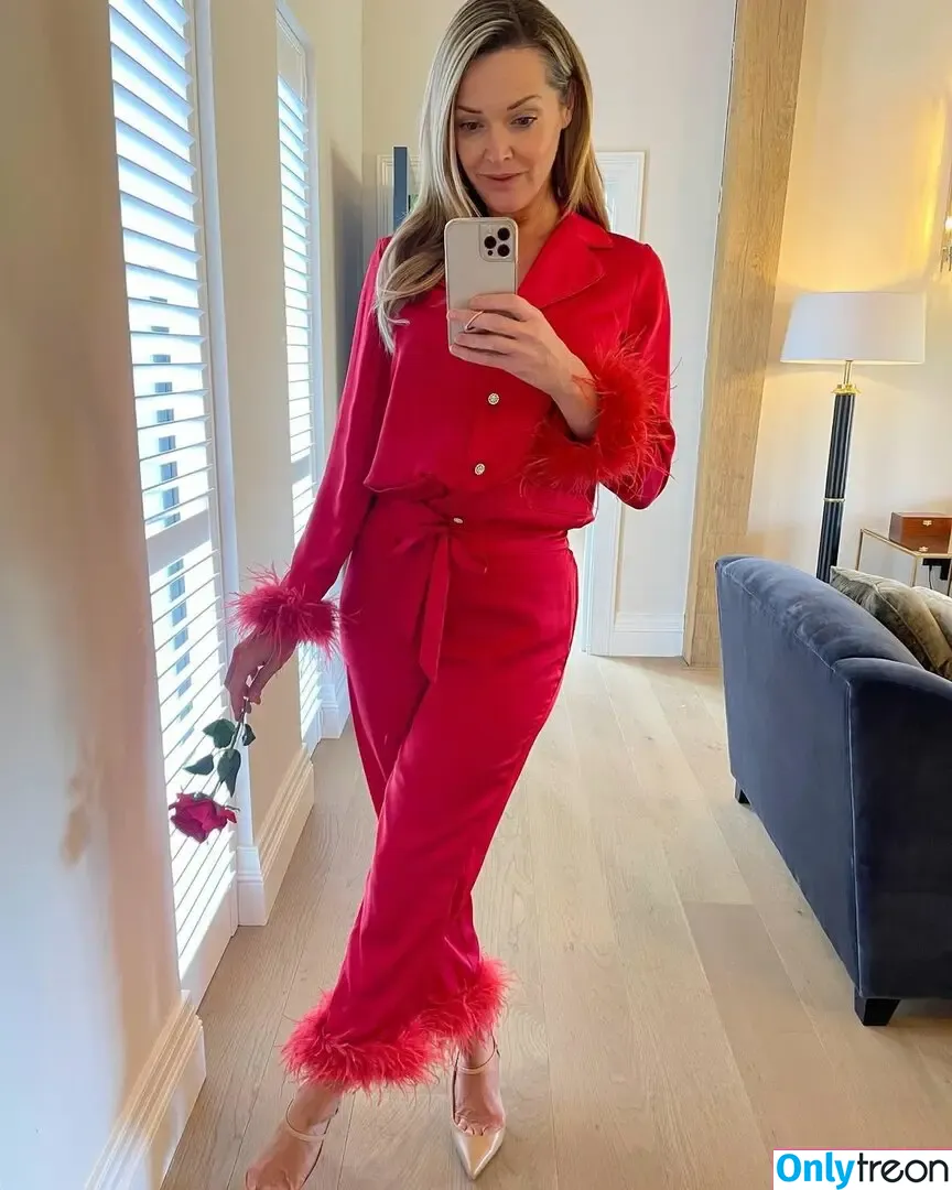 Mel Lowe голая photo #0077 (mellowe_moments)