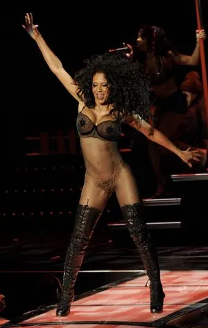 Melanie Brown / melanierikita / officialmelb nude photo #0017