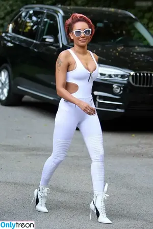 Melanie Brown / friskymellyb / officialmelb nude photo #0442