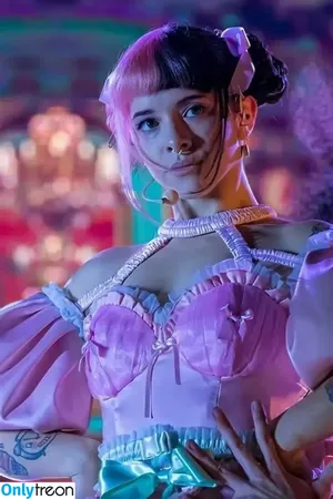 Melanie Martinez / littlebodybigheart nude photo #0023