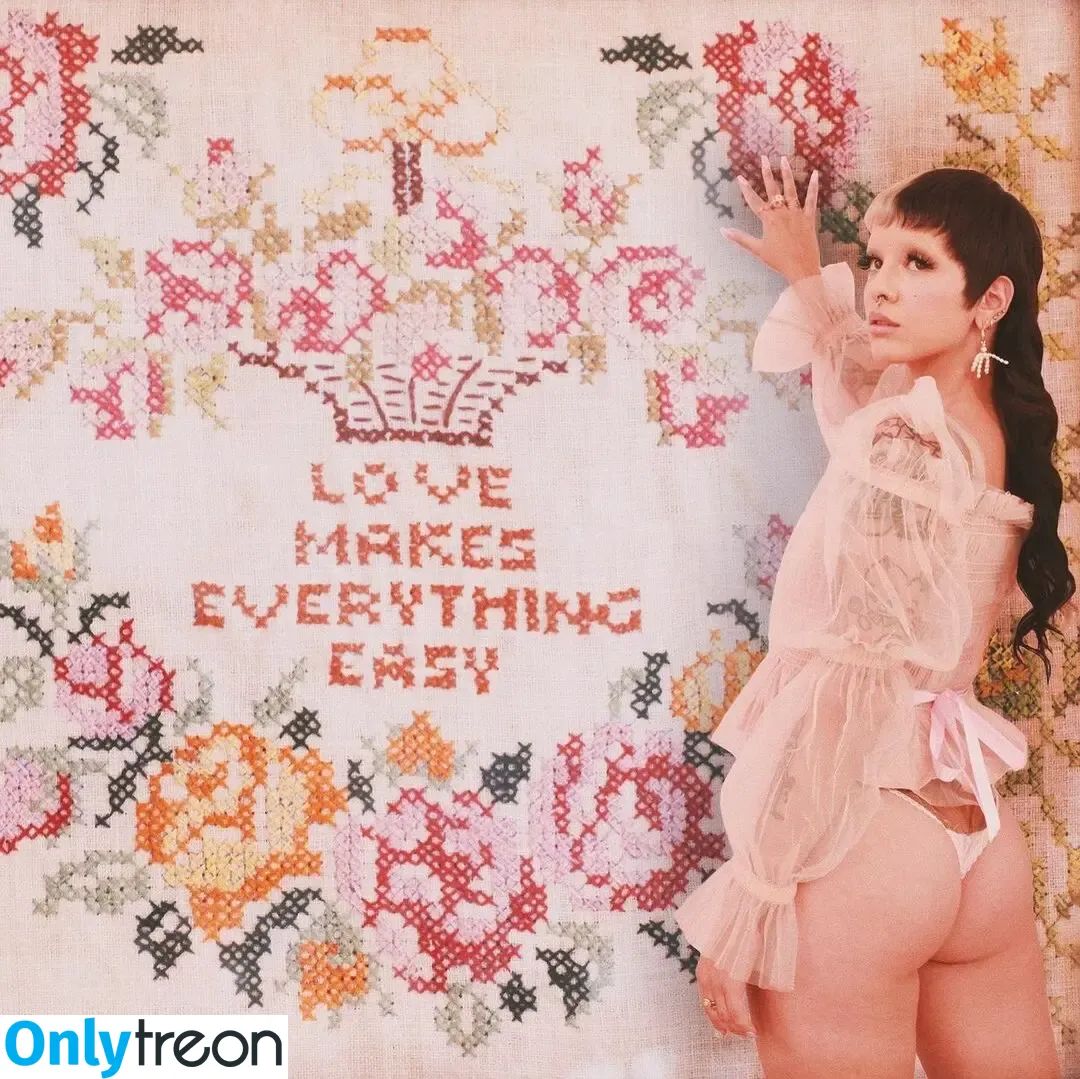 Melanie Martinez nude photo #0029 (littlebodybigheart)
