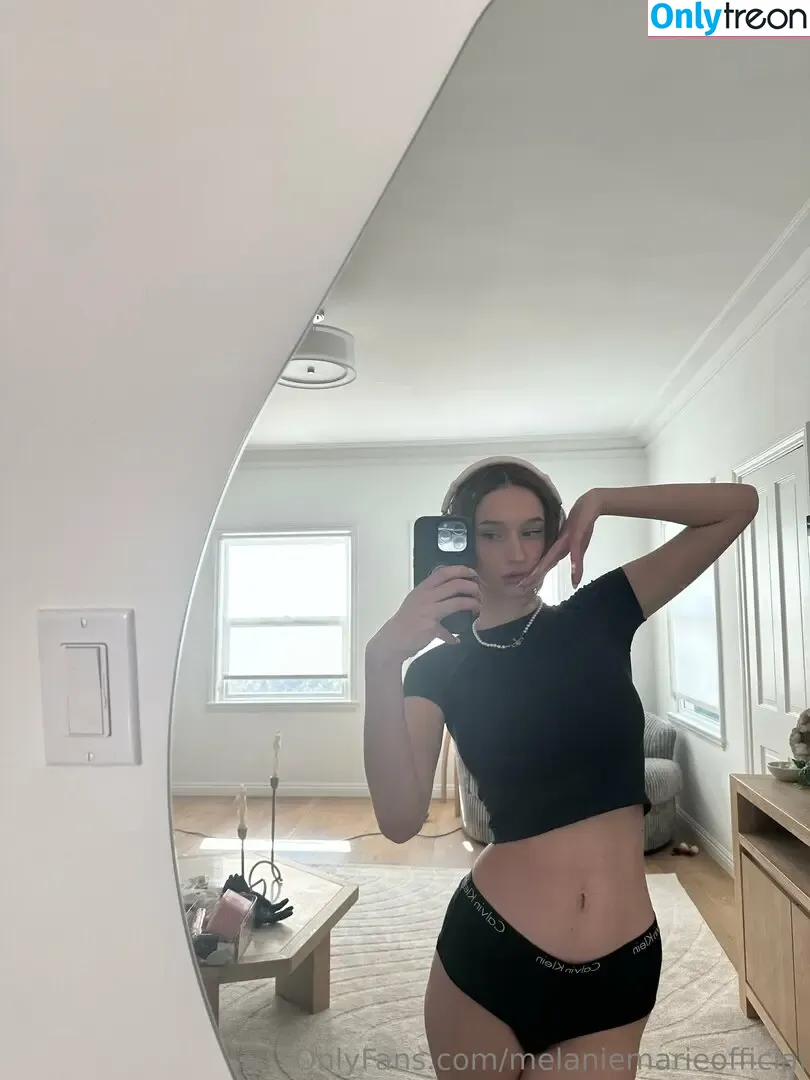 melaniemarieofficial nude photo #0065 (melmarieofficial)