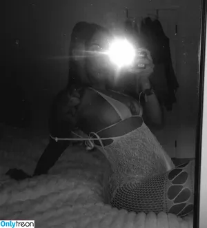 Melaniericchhh / ricchhhh / ricchhx nude photo #0022