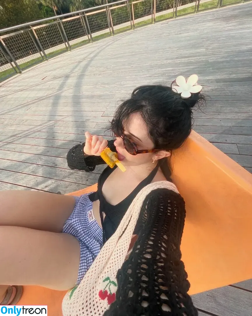 Melibela nude photo #0186 (melibelaa)
