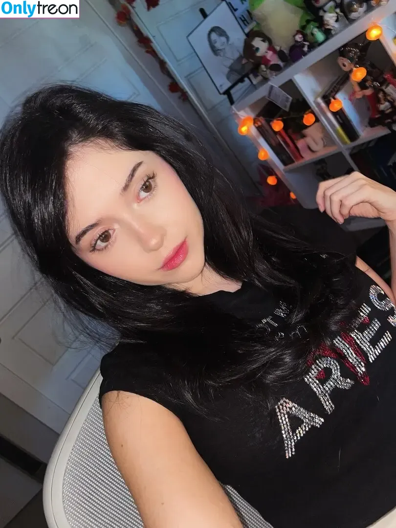 Melibela голая photo #0202 (kawaiicinnabon56 / melibelaa)