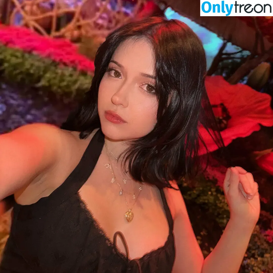 Melibela nude photo #0230 (kawaiicinnabon56 / melibelaa)