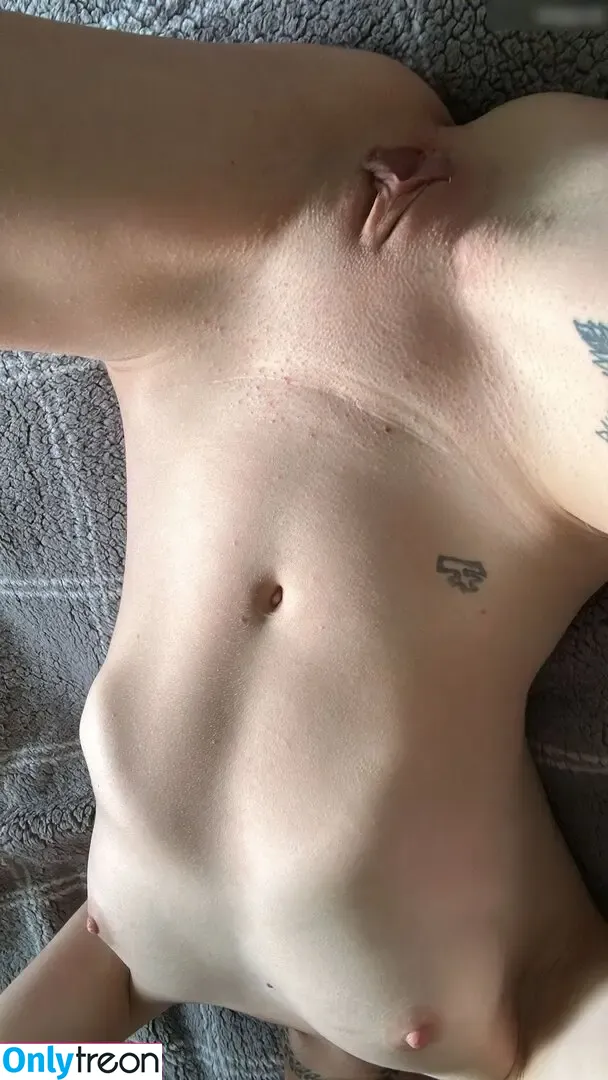Melinda Erfurth nude photo #0011 (melinda_erfurth_1312)