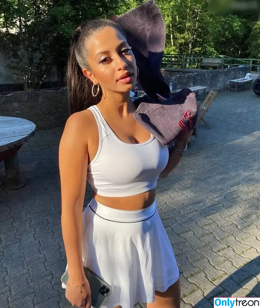 Melisa Toprakci nude photo #0004 (melisaoffiziell)