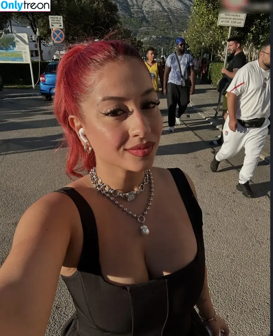 Melisa Toprakci голая photo #0151 (melisaoffiziell)