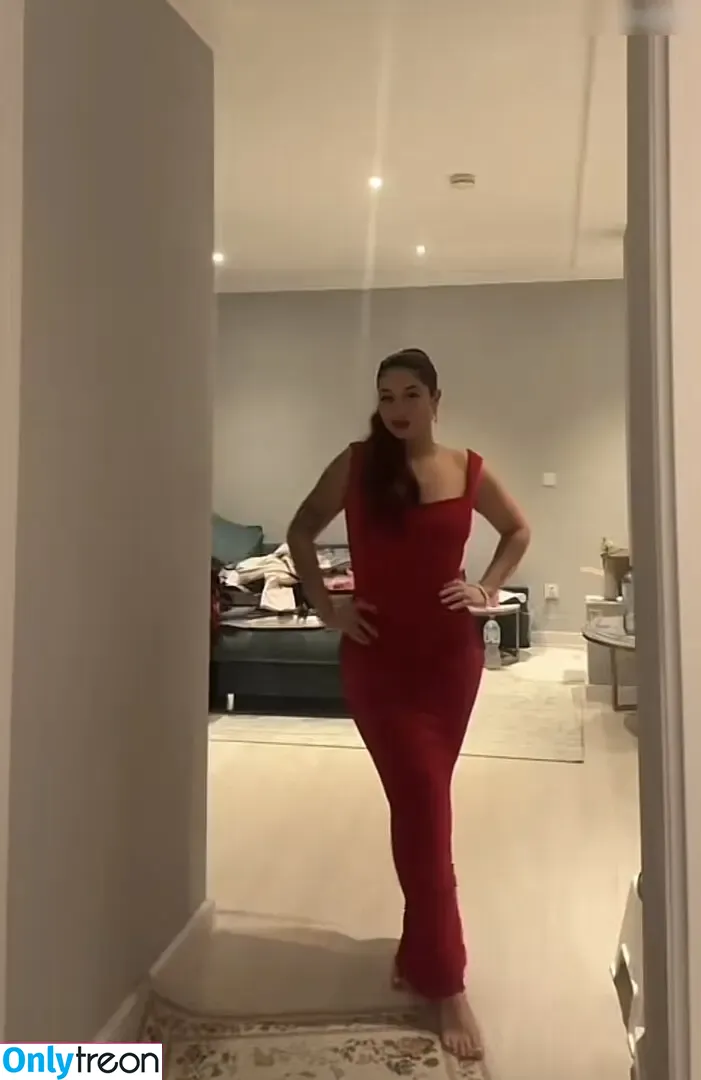 Melisa Toprakci голая photo #0152 (melisaoffiziell)