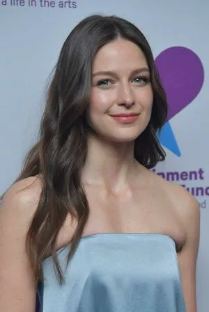Melissa Benoist / melissabenoist nude photo #0212