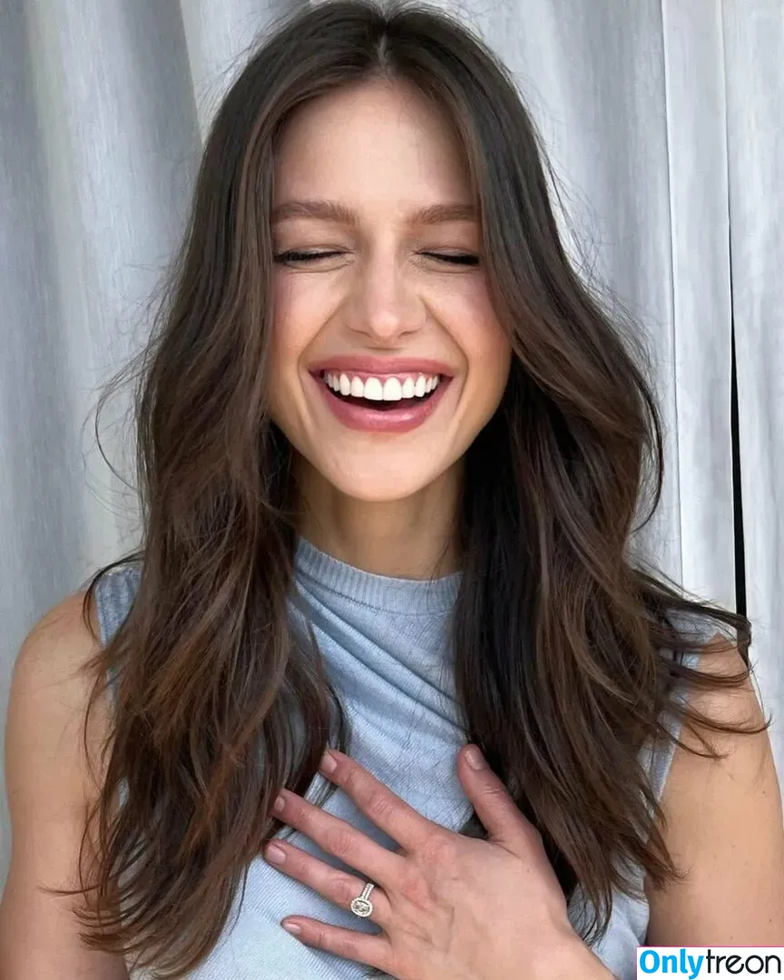 Melissa Benoist голая photo #0176 (melissabenoist)