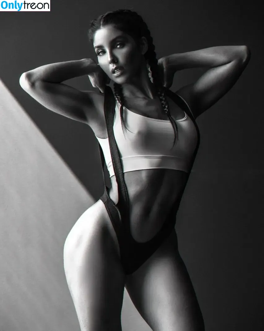 Melissa Molinaro голая photo #0024 (melissamolinaro)