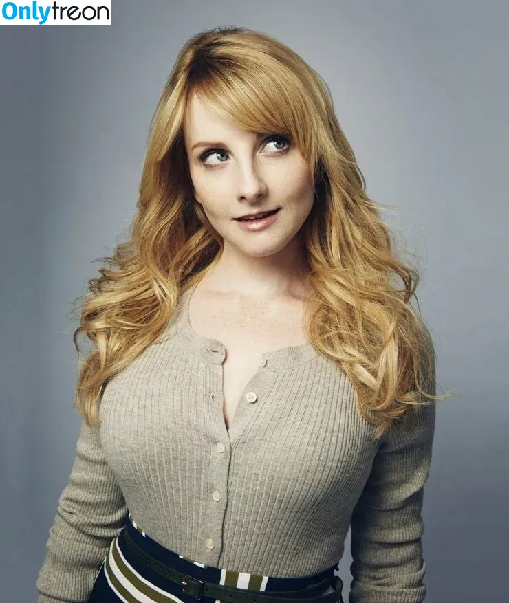 Melissa Rauch nude photo #0025 (melissarauch)