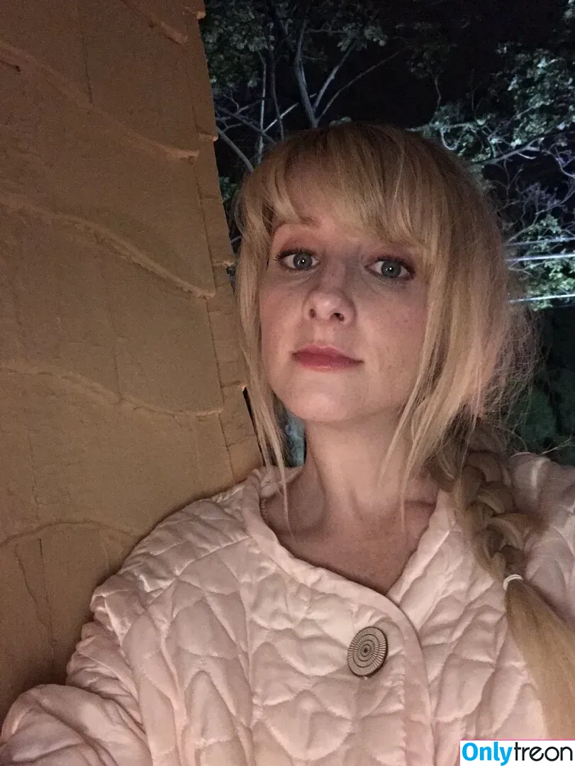 Melissa Rauch голая photo #0035 (melissarauch)