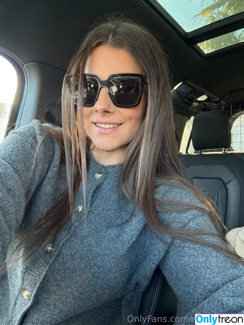 melissatate голая photo #0074 (realmelissatate)
