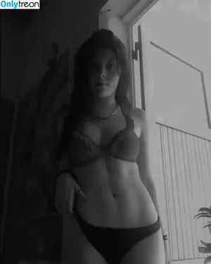 mell_gonzalezz / Mell Gonzalezz / melissagnzl / mell_gonzalezz2 фото голая #0002