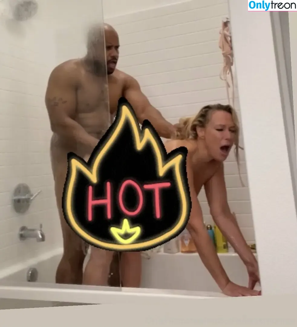 mellaniemonroefree nude photo #0007 (mellaniemonroevip.0f)