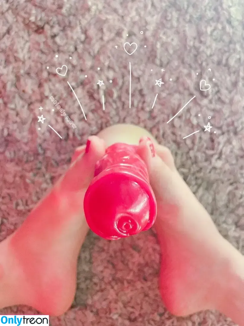 Melody Mew nude photo #0137 (MelodyMew_gif / melodymew_jpg)