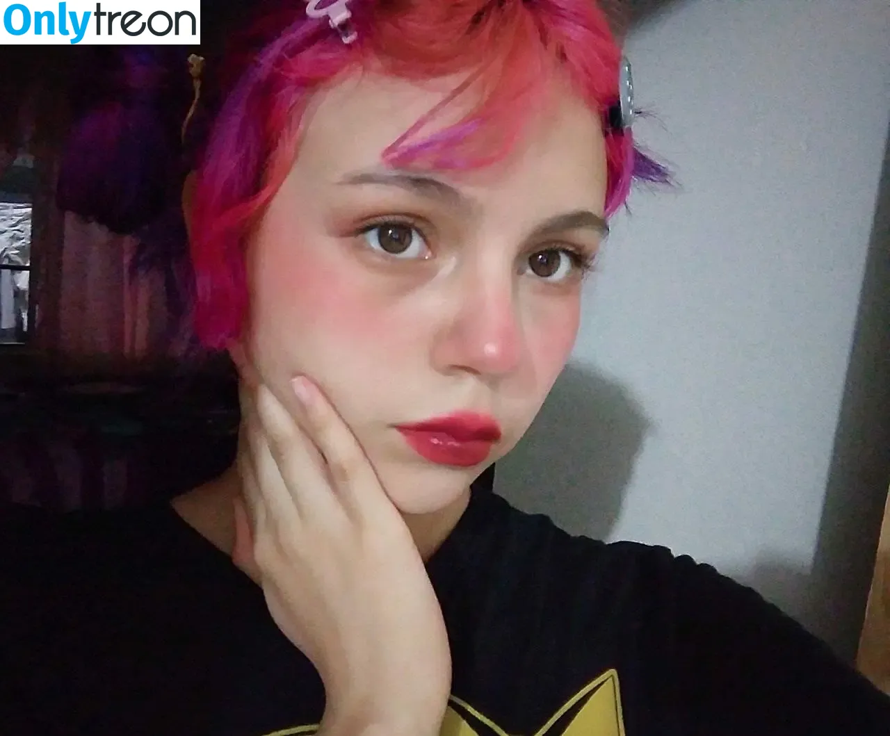 Melody Mew nude photo #0213 (MelodyMew_gif / melodymew_jpg)