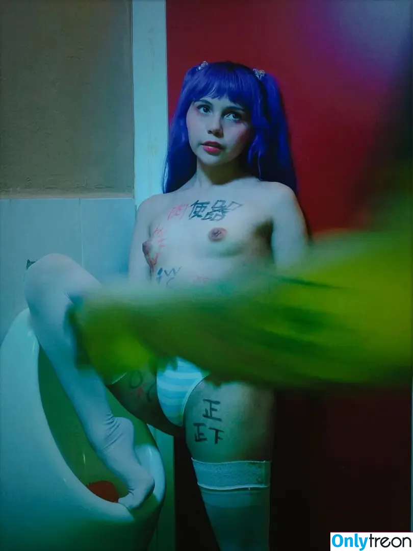 Melody Mew nude photo #0302 (MelodyMew_gif / melodymew_jpg)