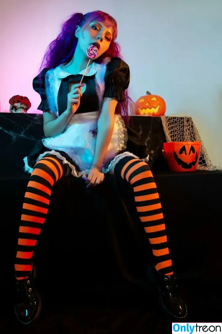 Melody Mew nude photo #0305 (MelodyMew_gif / melodymew_jpg)