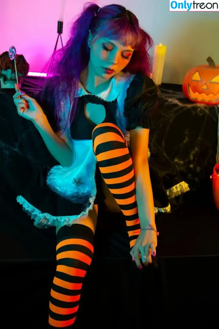 Melody Mew nude photo #0319 (MelodyMew_gif / melodymew_jpg)
