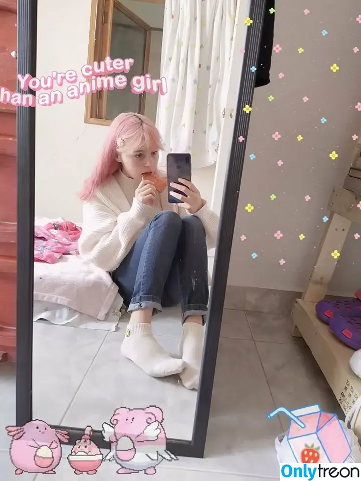 Melody Mew nude photo #0350 (MelodyMew_gif / melodymew_jpg)