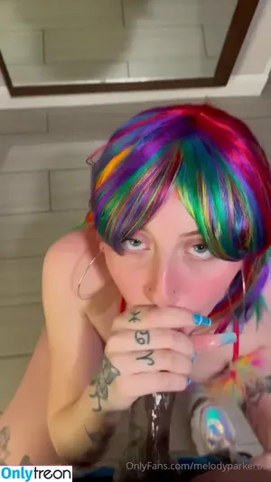 Melody Parker / iloveconch / melodyparker69 / pornstar фото голая #0005
