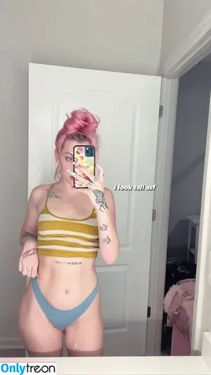 Melody Parker / iloveconch / melodyparker69 / pornstar фото голая #0124