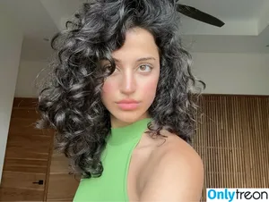 melodymelowo / melodymellow / melodymelow / melodyoz nude photo #0012