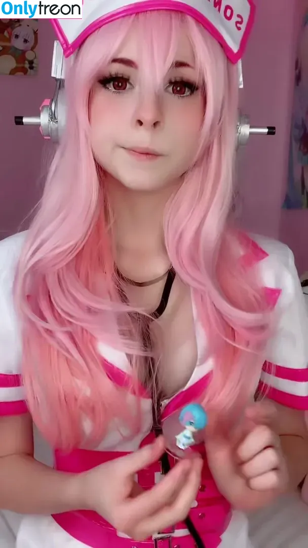 Melondoki голая photo #0003 (meloncali / melondokii)