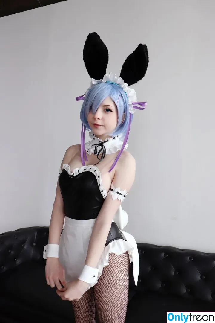 Melondoki голая photo #0006 (meloncali / melondokii)