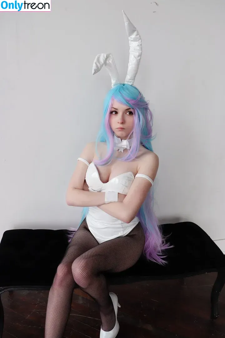 Melondoki голая photo #0012 (meloncali / melondokii)