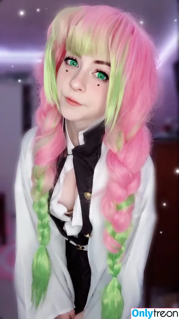 Melondoki голая photo #0094 (meloncali / melondokii)