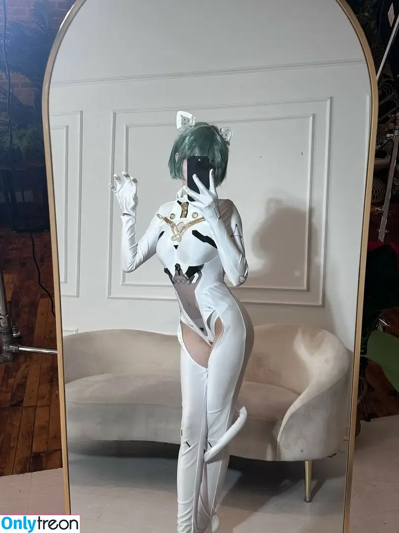 Melondoki голая photo #0345 (meloncali / melondokii)