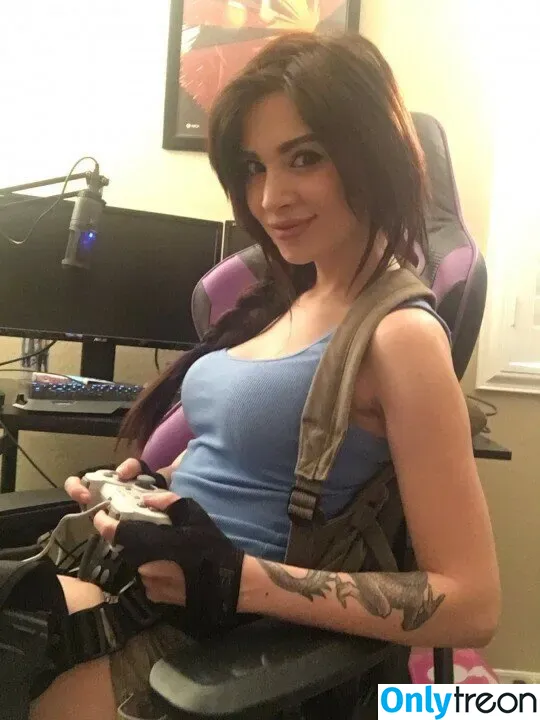 MelonieMac nude photo #0002 (MelonieMac)