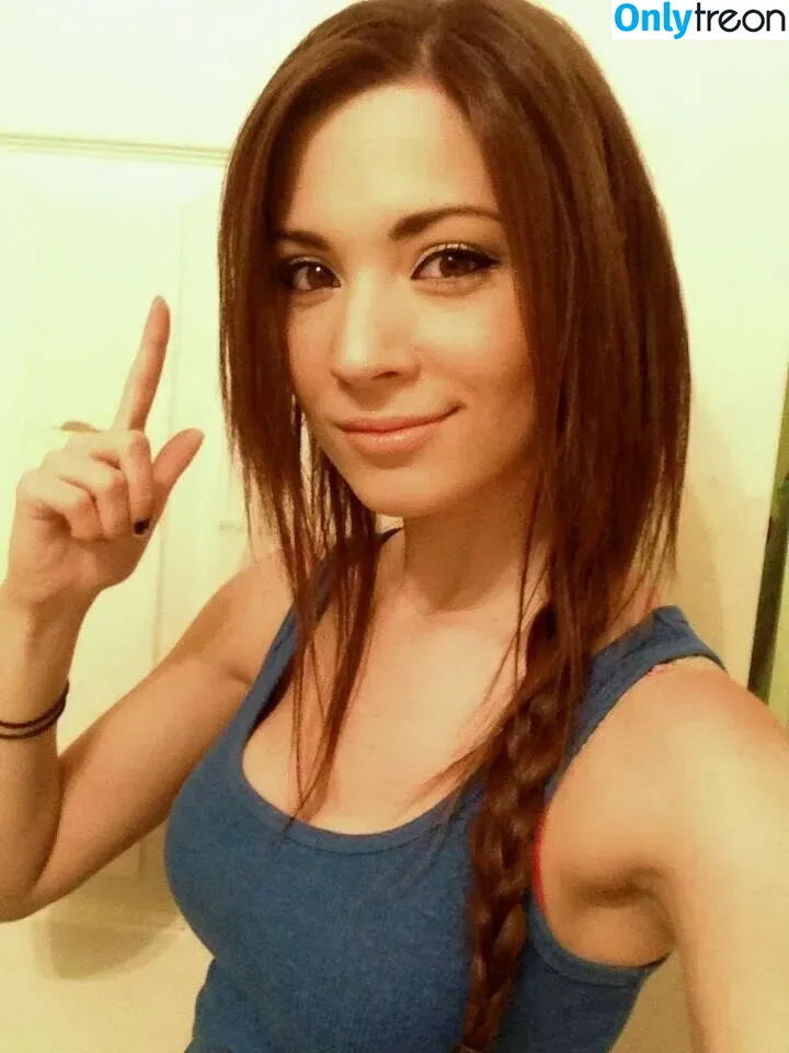 MelonieMac nude photo #0006 (MelonieMac)