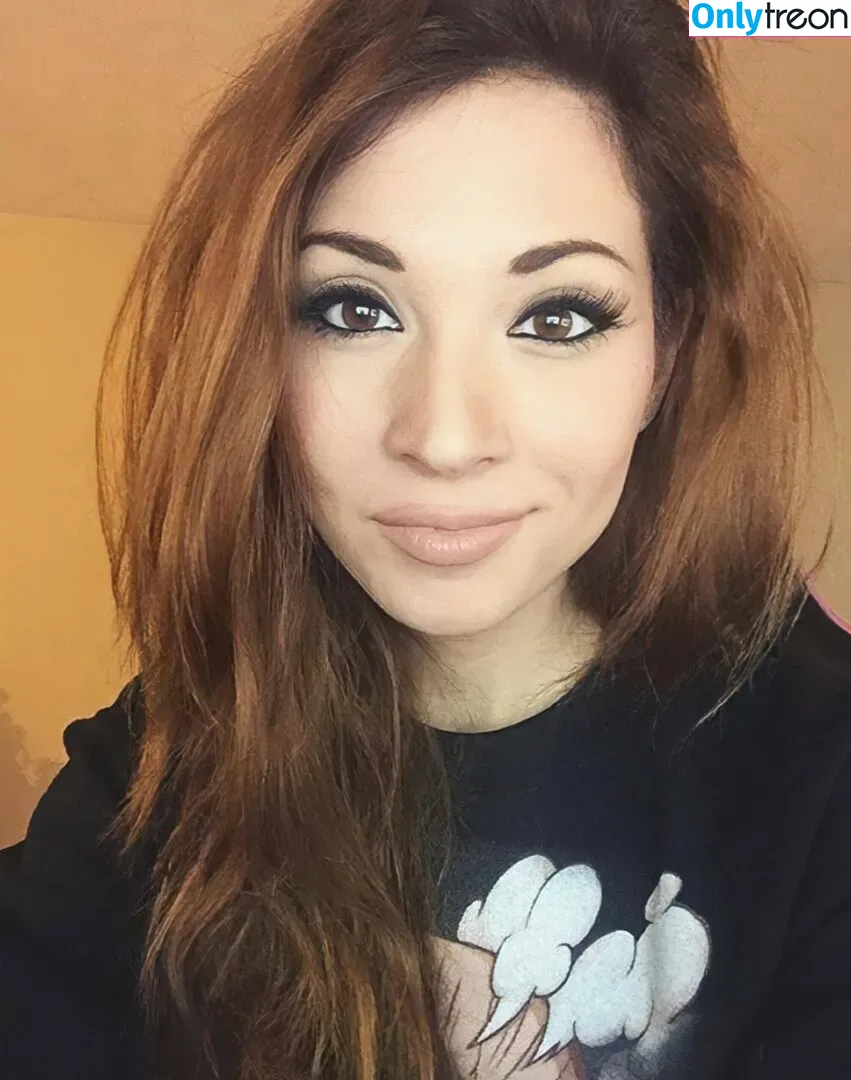MelonieMac nude photo #0070 (MelonieMac)