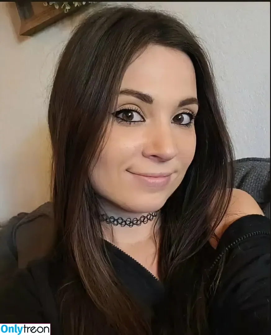 MelonieMac голая photo #0087 (MelonieMac)