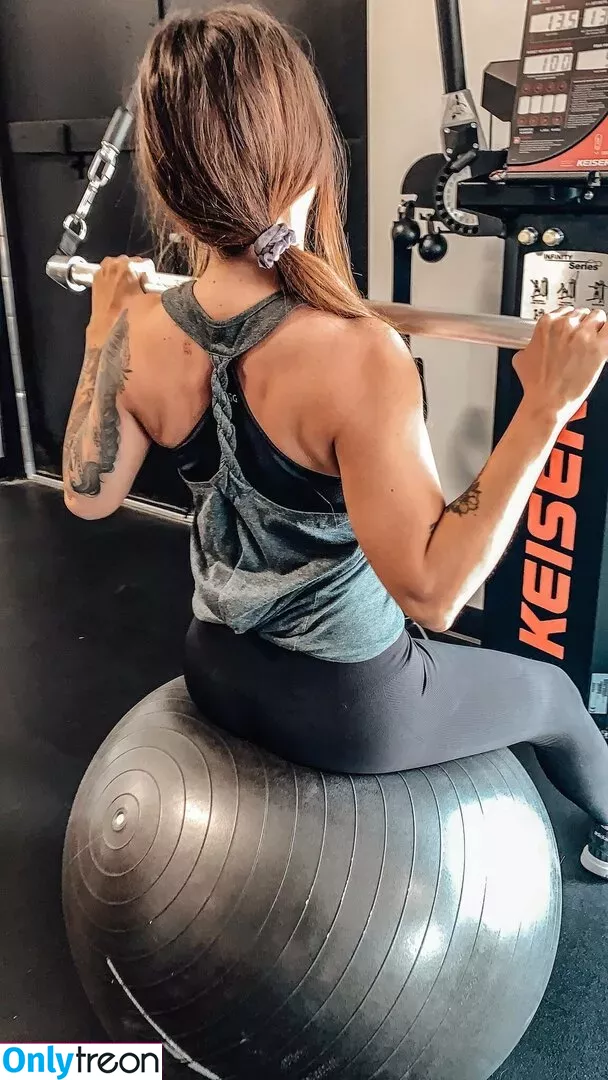 MelonieMac голая photo #0211 (MelonieMac)