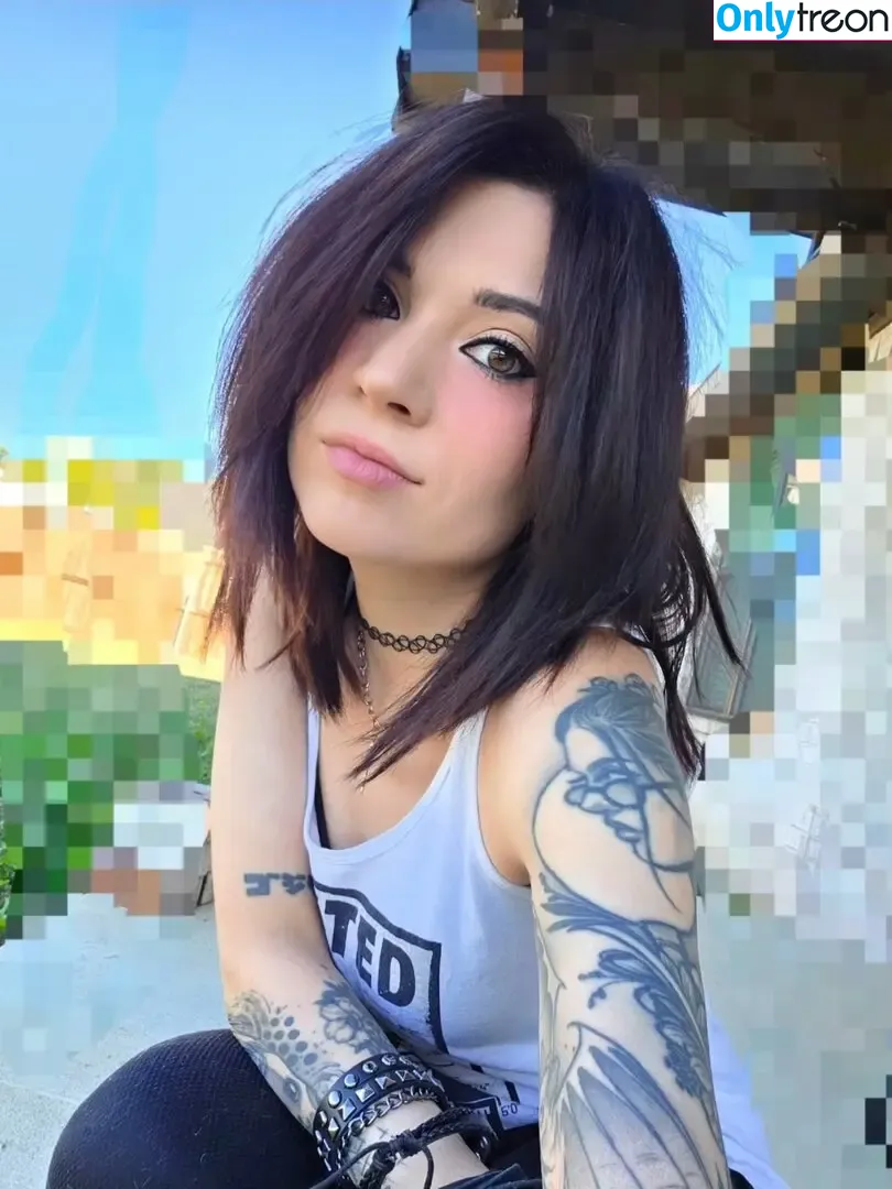 MelonieMac голая photo #0495 (MelonieMac)