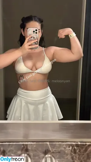  nude photo #0002