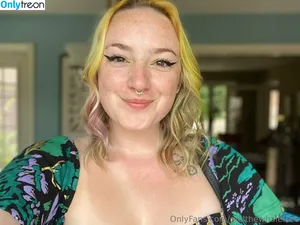 melthewhalefree / melthewhale nude photo #0001