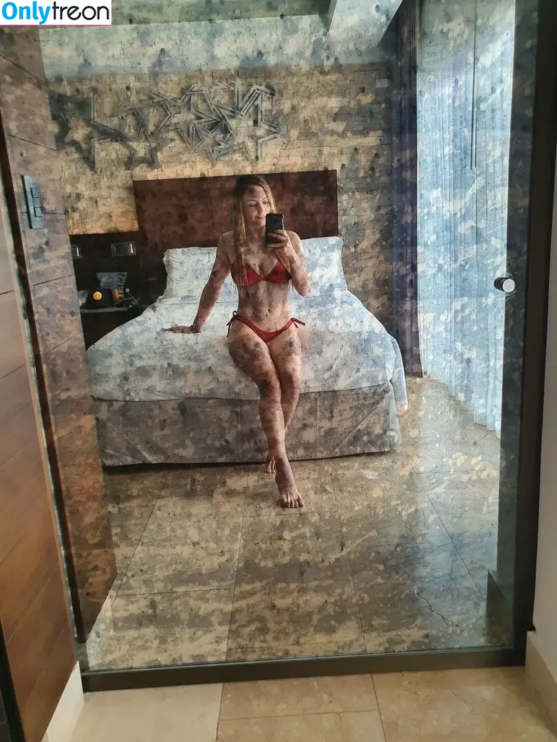 Memekova nude photo #0007 (Melissa Diakova / miamalkova)