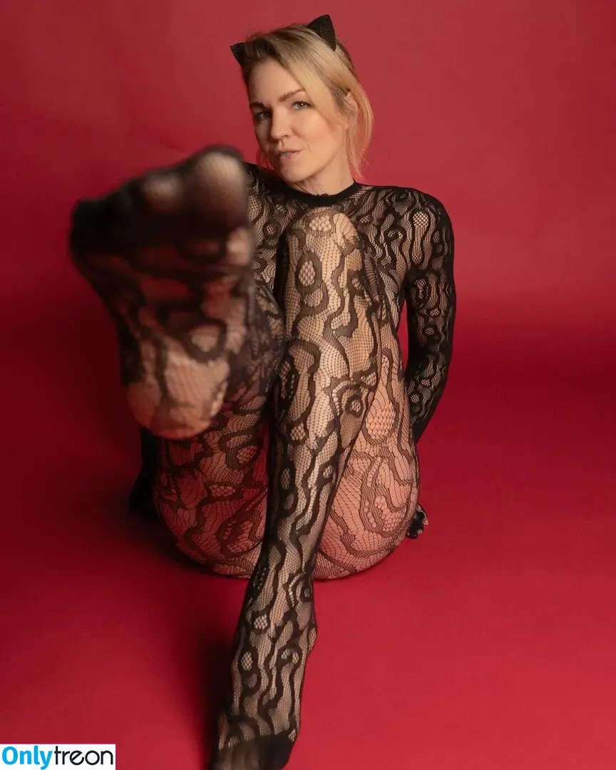 Memoirs Steph nude photo #0090 (itsjuststephfox / memoirs_of_steph / memoirsofsteph)