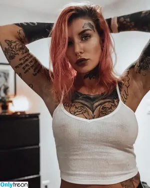  nude photo #0001