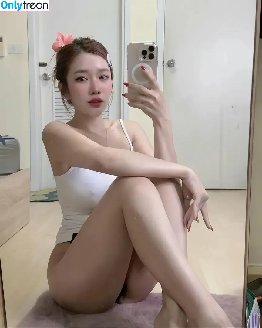 menaraewadee nude photo #0098 (Meena / hmoycute / meena_rwd)