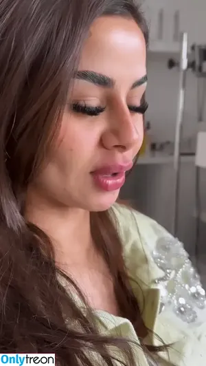 Menna Arafa / mennarafaofficial nude photo #0060